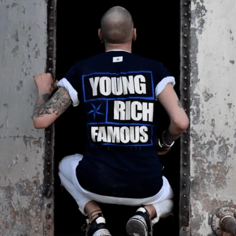 T-shirt Heren - Young Rich Famous - Blauw